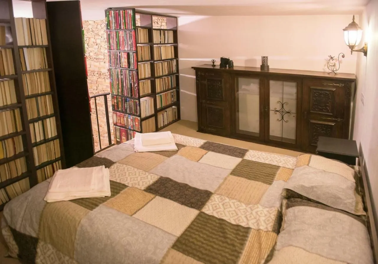 Secret Library Apartament Appartamento Bucarest